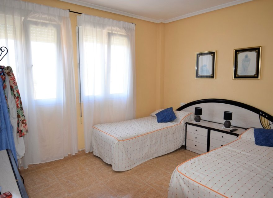 Resale - Villa - Torrevieja - Aguas Nuevas