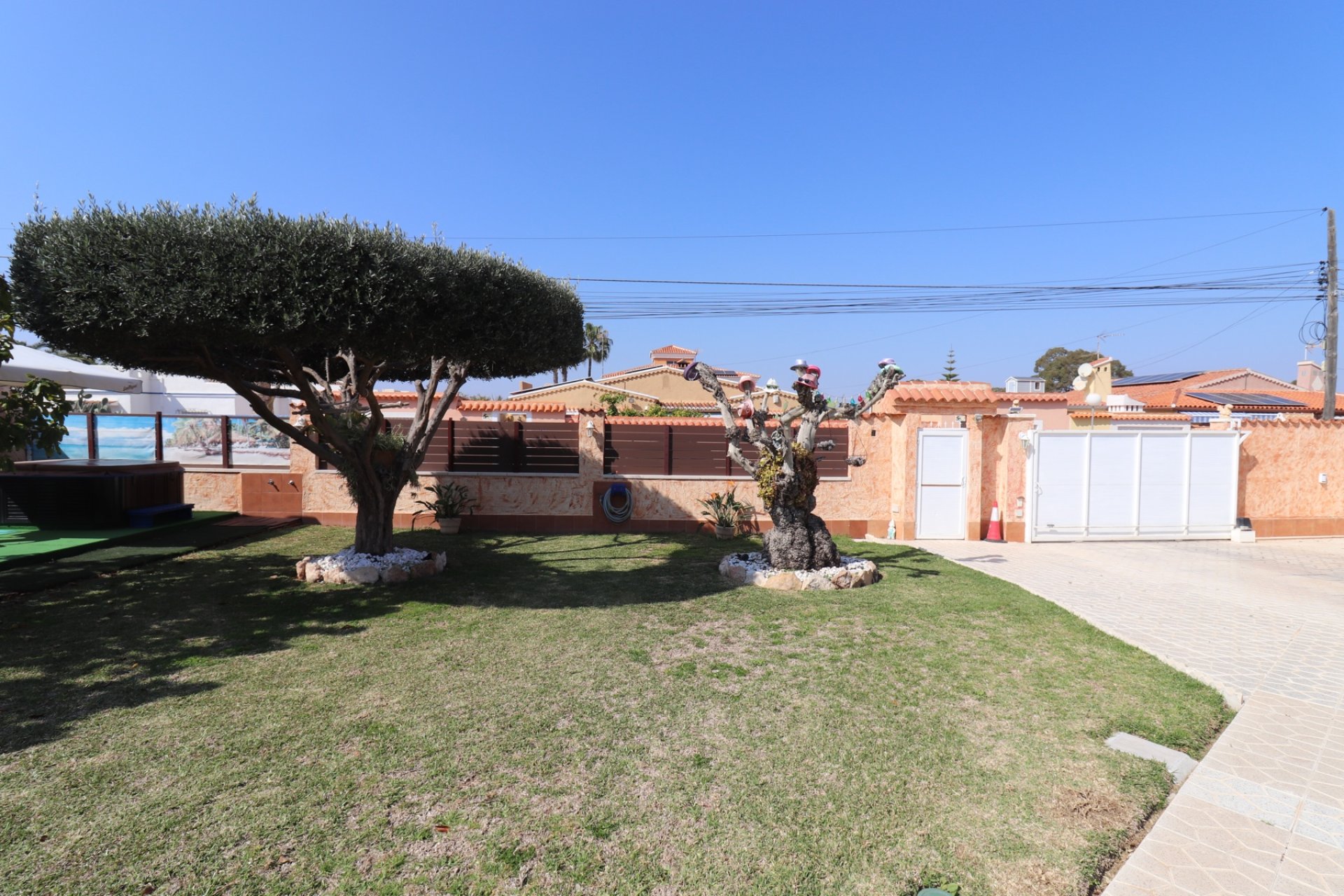 Resale - Villa - Torrevieja - Chaparral