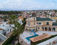 Resale - Villa - Torrevieja - El Chaparral