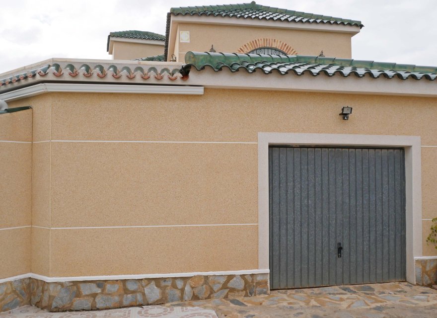 Resale - Villa - Torrevieja - El Chaparral