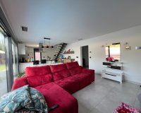 Resale - Villa - Torrevieja - El Chaparral