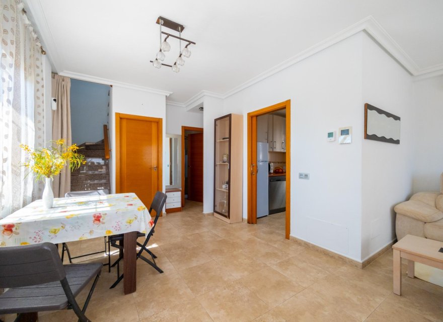 Resale - Villa - Torrevieja - La Mata