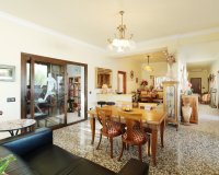 Resale - Villa - Torrevieja - La Mata