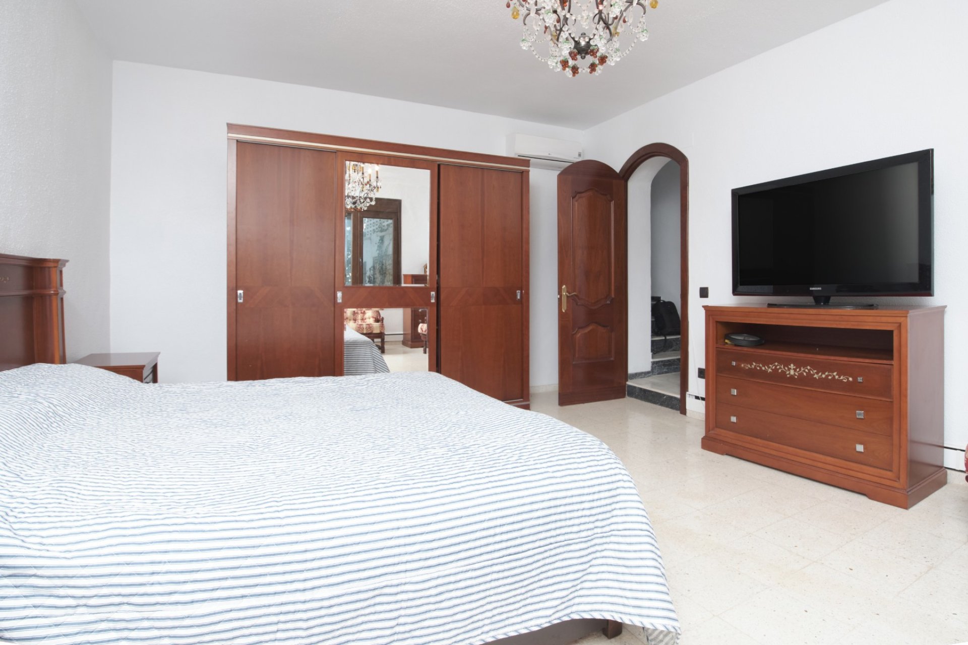 Resale - Villa - Torrevieja - La Mata