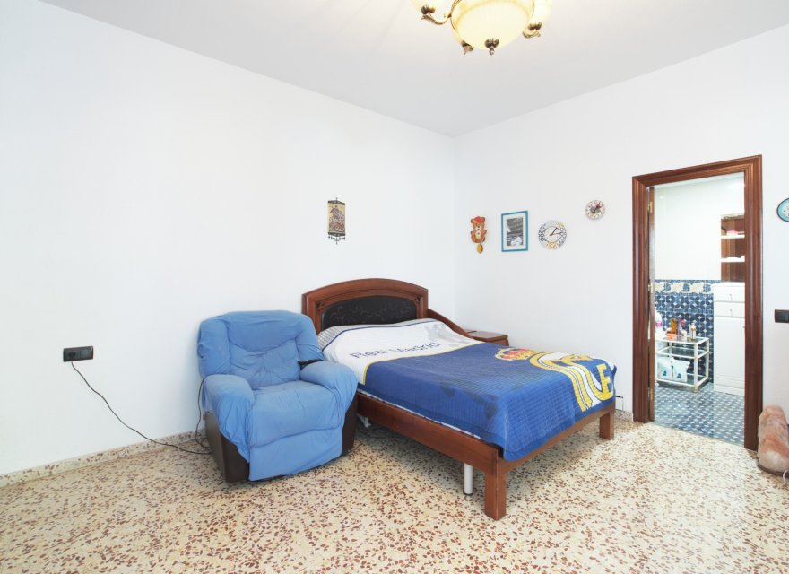 Resale - Villa - Torrevieja - La Mata