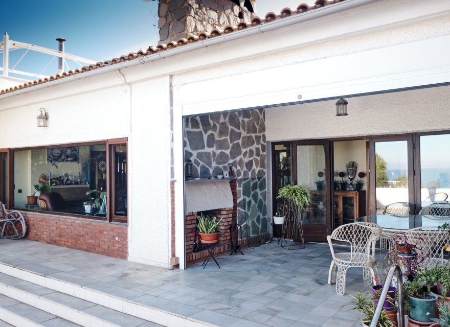 Resale - Villa - Torrevieja - La Mata