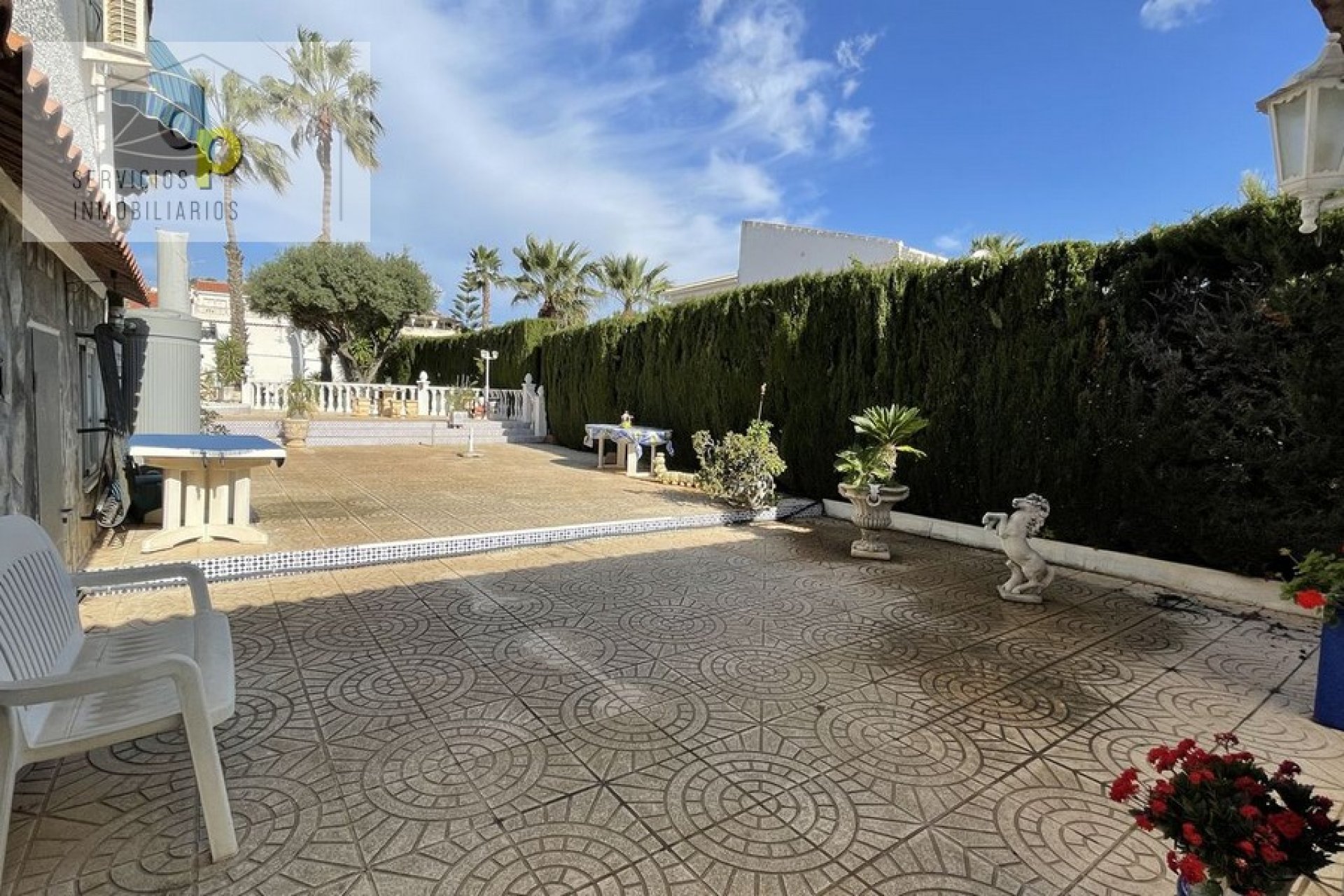 Resale - Villa - Torrevieja - La Siesta