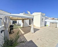 Resale - Villa - Torrevieja - La Siesta