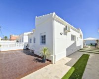 Resale - Villa - Torrevieja - La Siesta