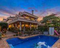 Resale - Villa - Torrevieja - La Veleta