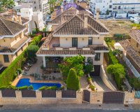 Resale - Villa - Torrevieja - La Veleta