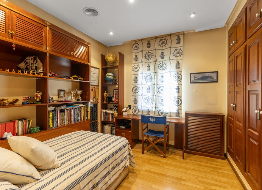 Resale - Villa - Torrevieja - La Veleta