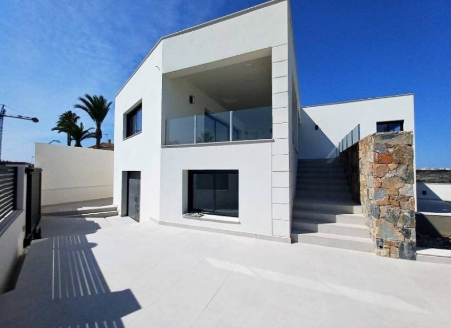 Resale - Villa - Torrevieja - Los Balcones