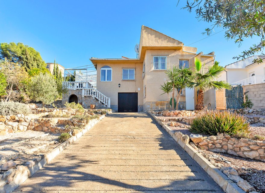 Resale - Villa - Torrevieja - Los Balcones