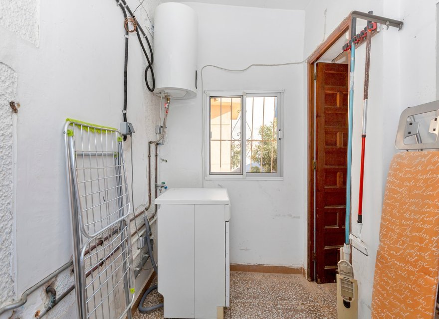 Resale - Villa - Torrevieja - Los Balcones