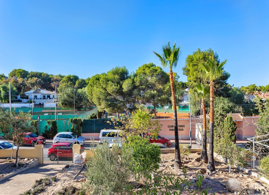 Resale - Villa - Torrevieja - Los Balcones