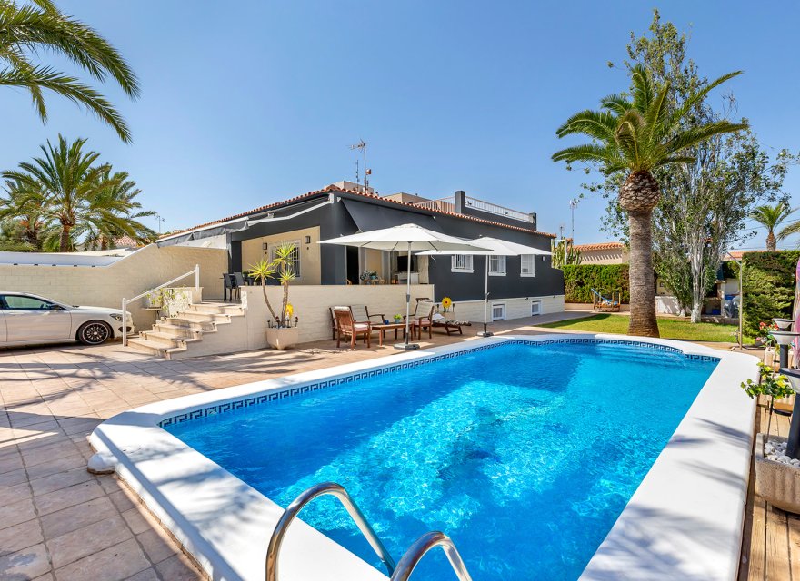 Resale - Villa - Torrevieja - Rocio del Mar