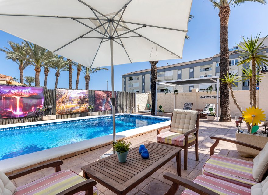 Resale - Villa - Torrevieja - Rocio del Mar