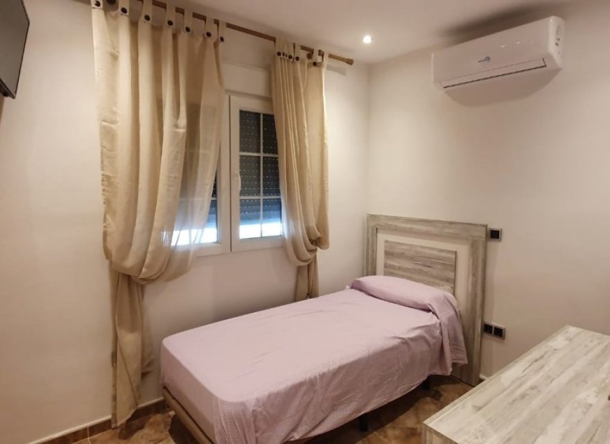 Resale - Villa - Torrevieja - Torre la mata