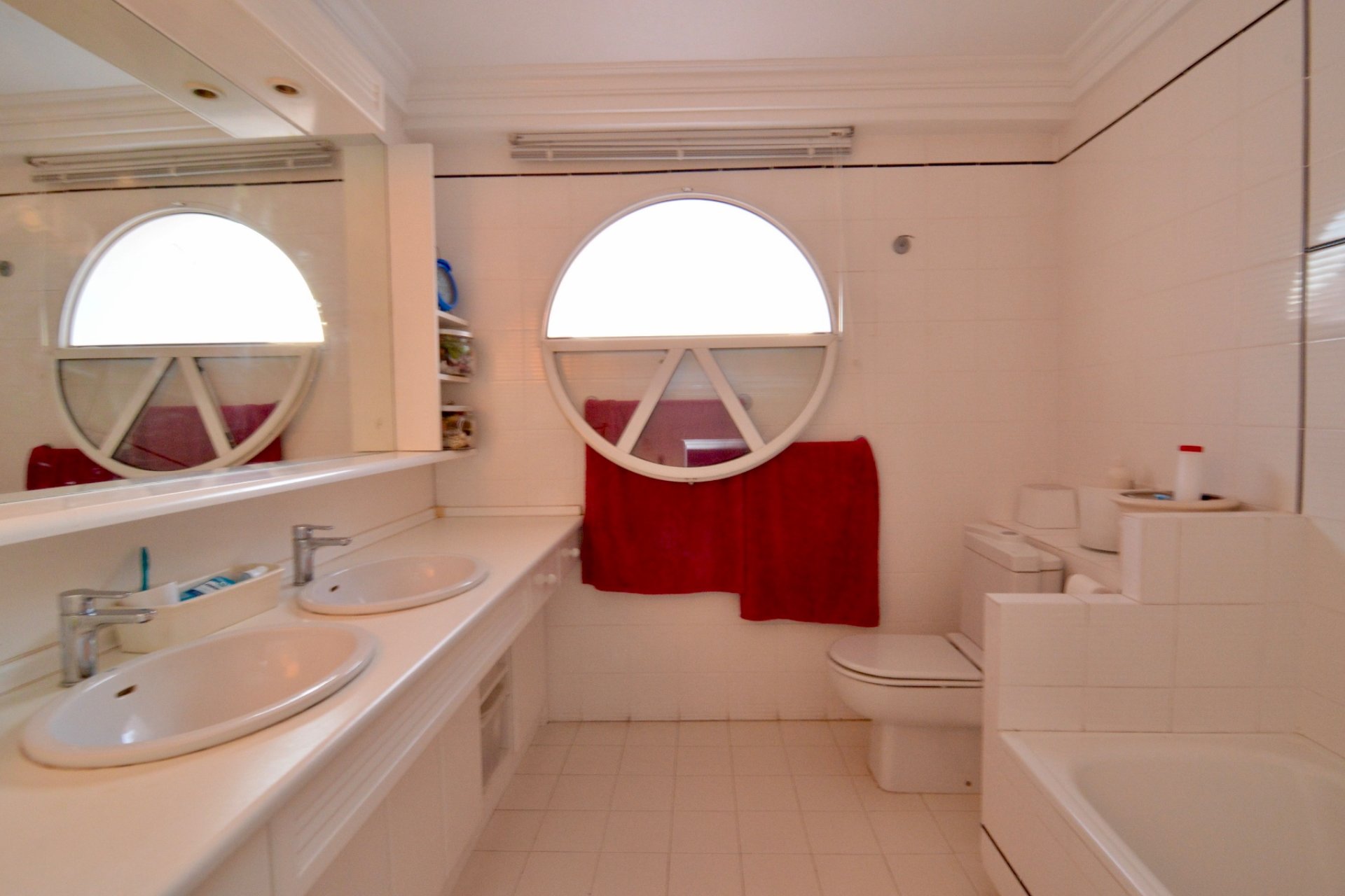 Resale - Villa - Torrevieja - Torreta