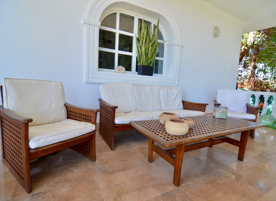 Resale - Villa - Torrevieja - Torreta