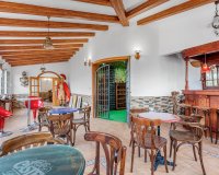 Resale - Villa - Torrevieja