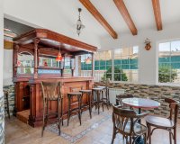 Resale - Villa - Torrevieja