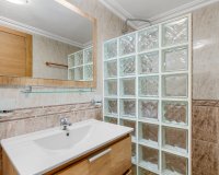 Resale - Villa - Torrevieja