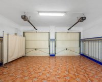 Resale - Villa - Torrevieja