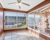 Resale - Villa - Torrevieja