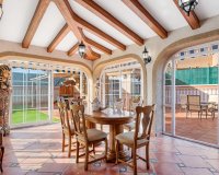 Resale - Villa - Torrevieja