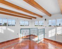 Resale - Villa - Torrevieja