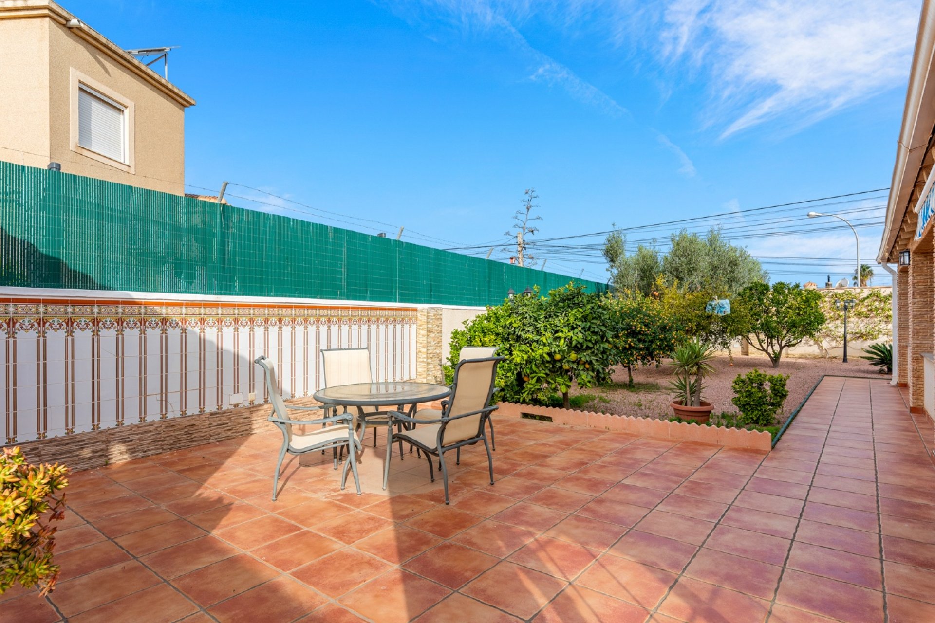 Resale - Villa - Torrevieja