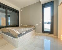Resale - Villa - Torrevieja