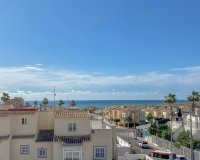 Resale - Villa - Torrevieja