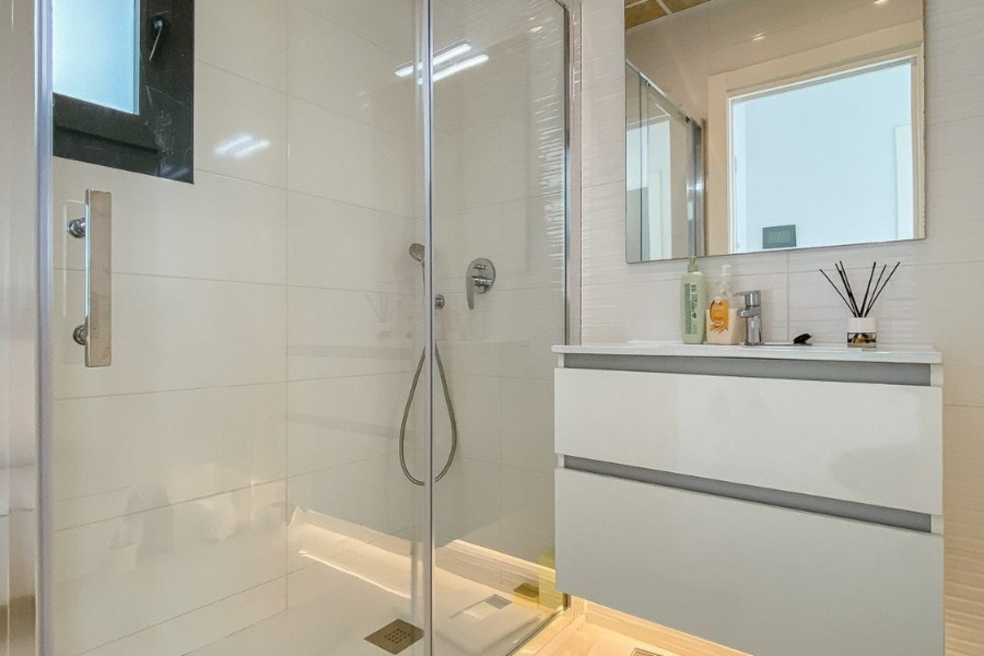 Resale - Villa - Torrevieja