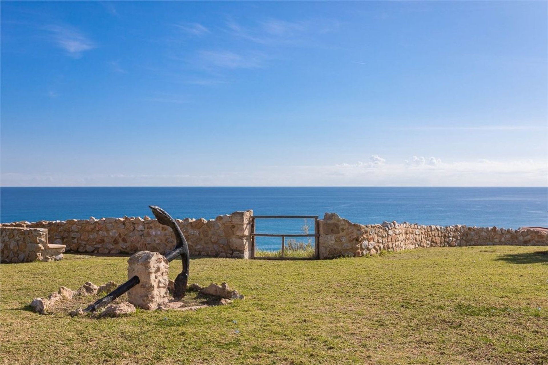 Resale - Villa - Torrevieja