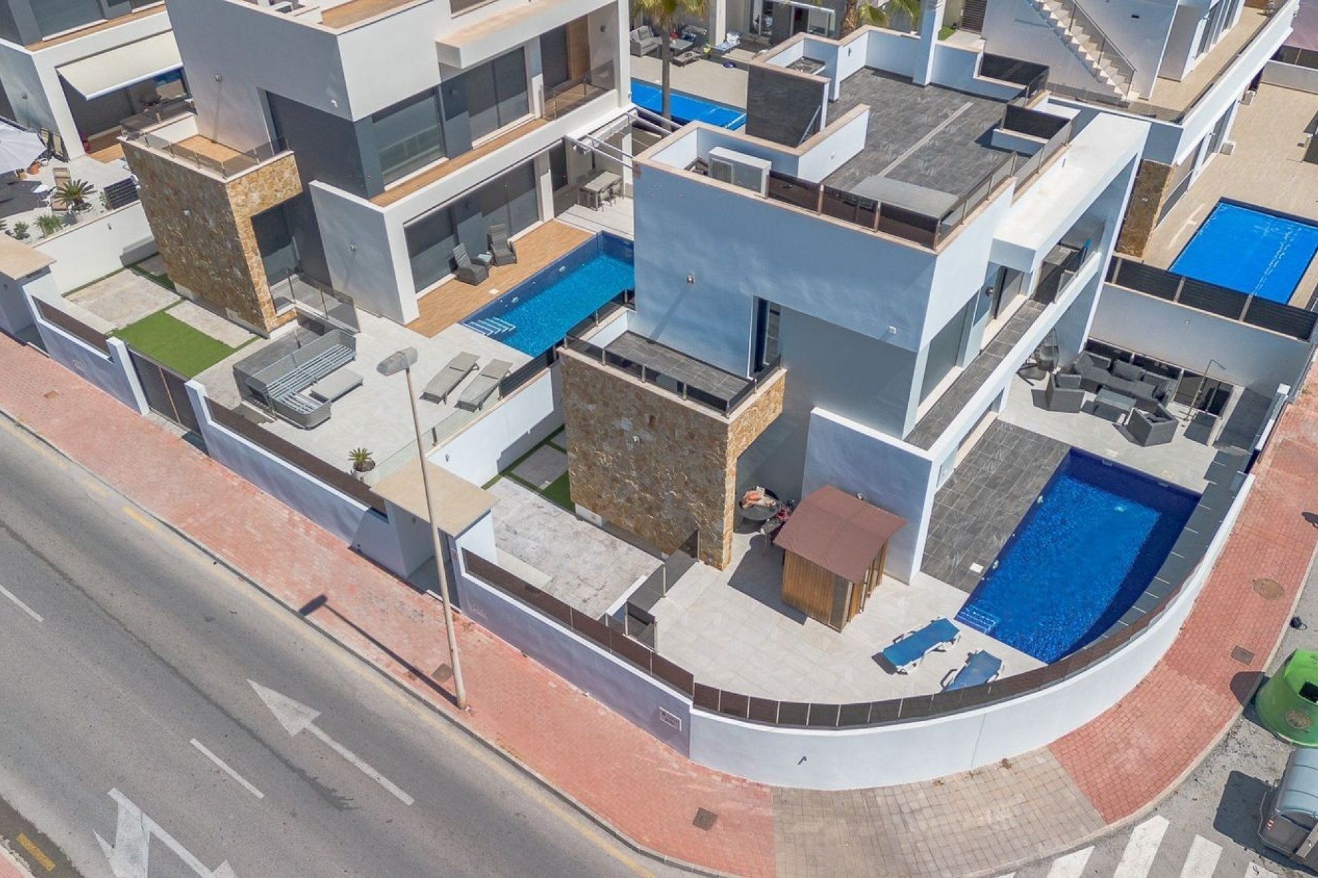 Resale - Villa - Torrevieja