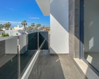 Resale - Villa - Torrevieja