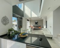 Resale - Villa - Torrevieja