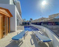 Resale - Villa - Torrevieja