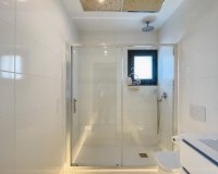 Resale - Villa - Torrevieja