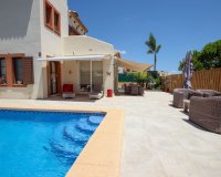 Resale - Villa - Villajoyosa