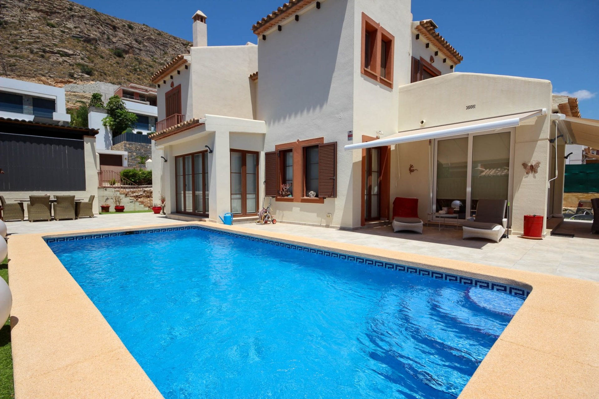 Resale - Villa - Villajoyosa