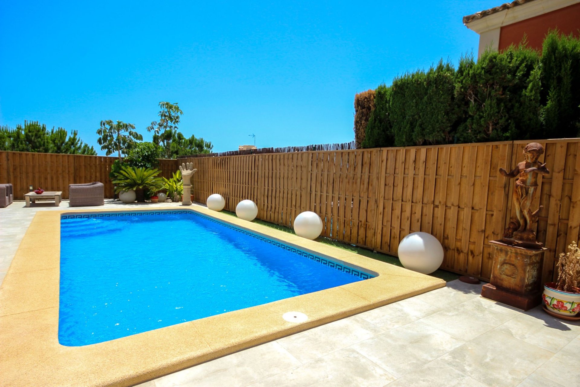 Resale - Villa - Villajoyosa