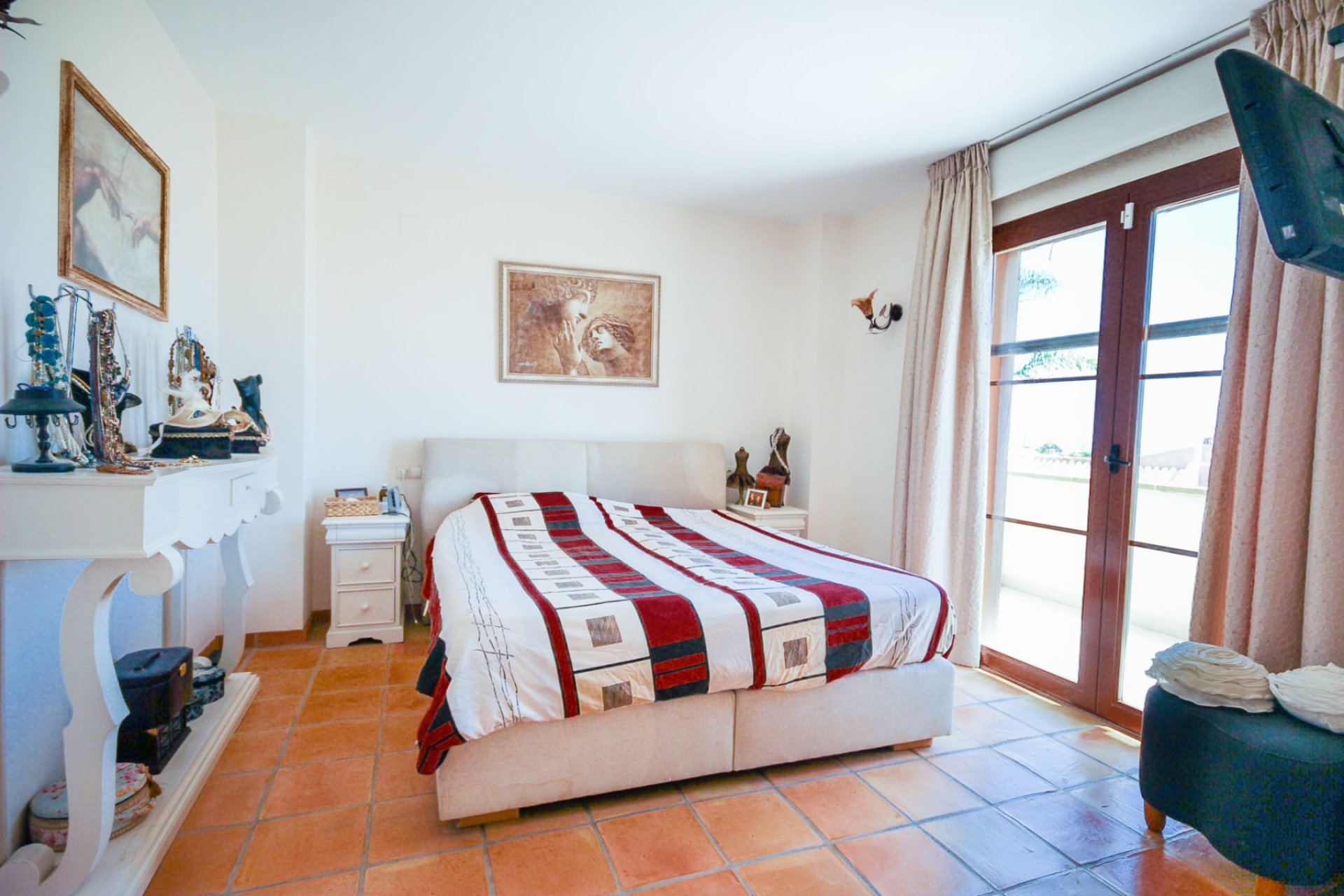 Resale - Villa - Villajoyosa