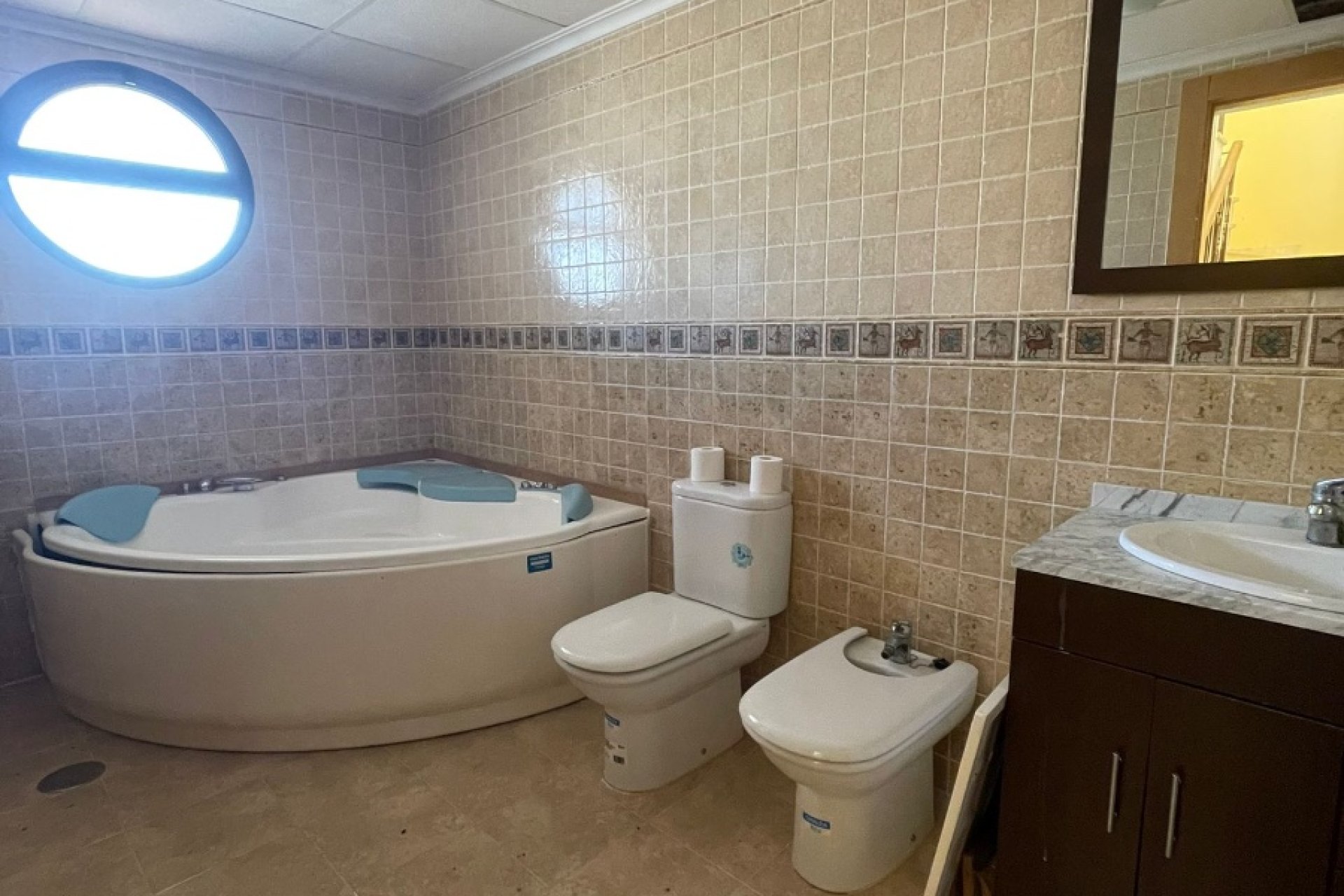 Resale - Villa - Villamartin