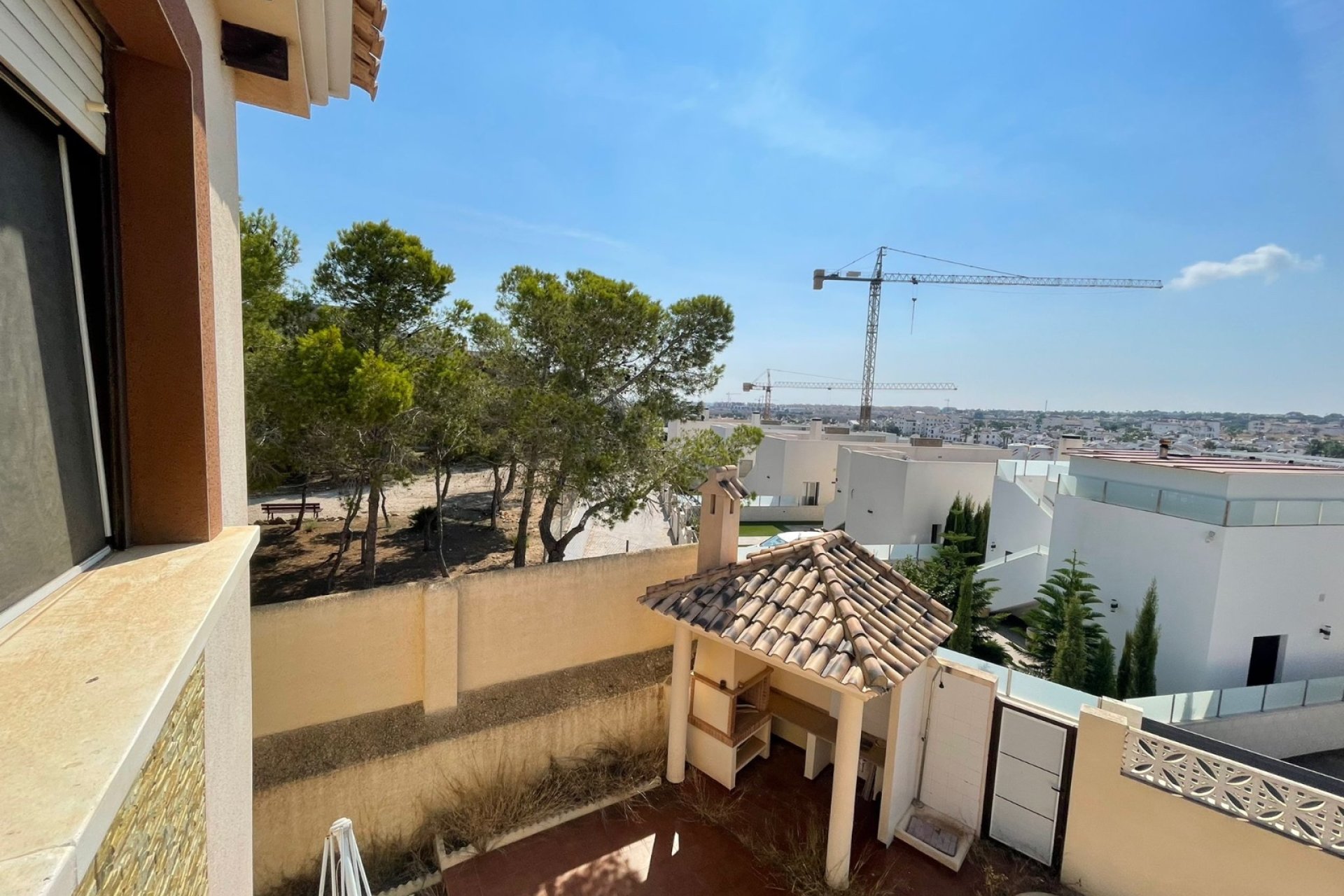 Resale - Villa - Villamartin