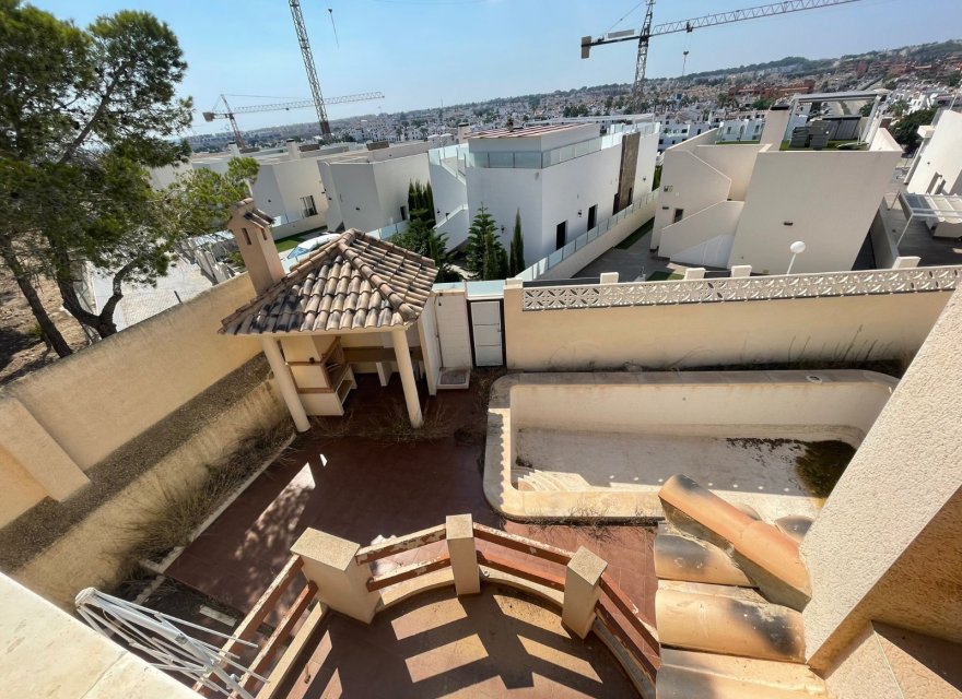 Resale - Villa - Villamartin