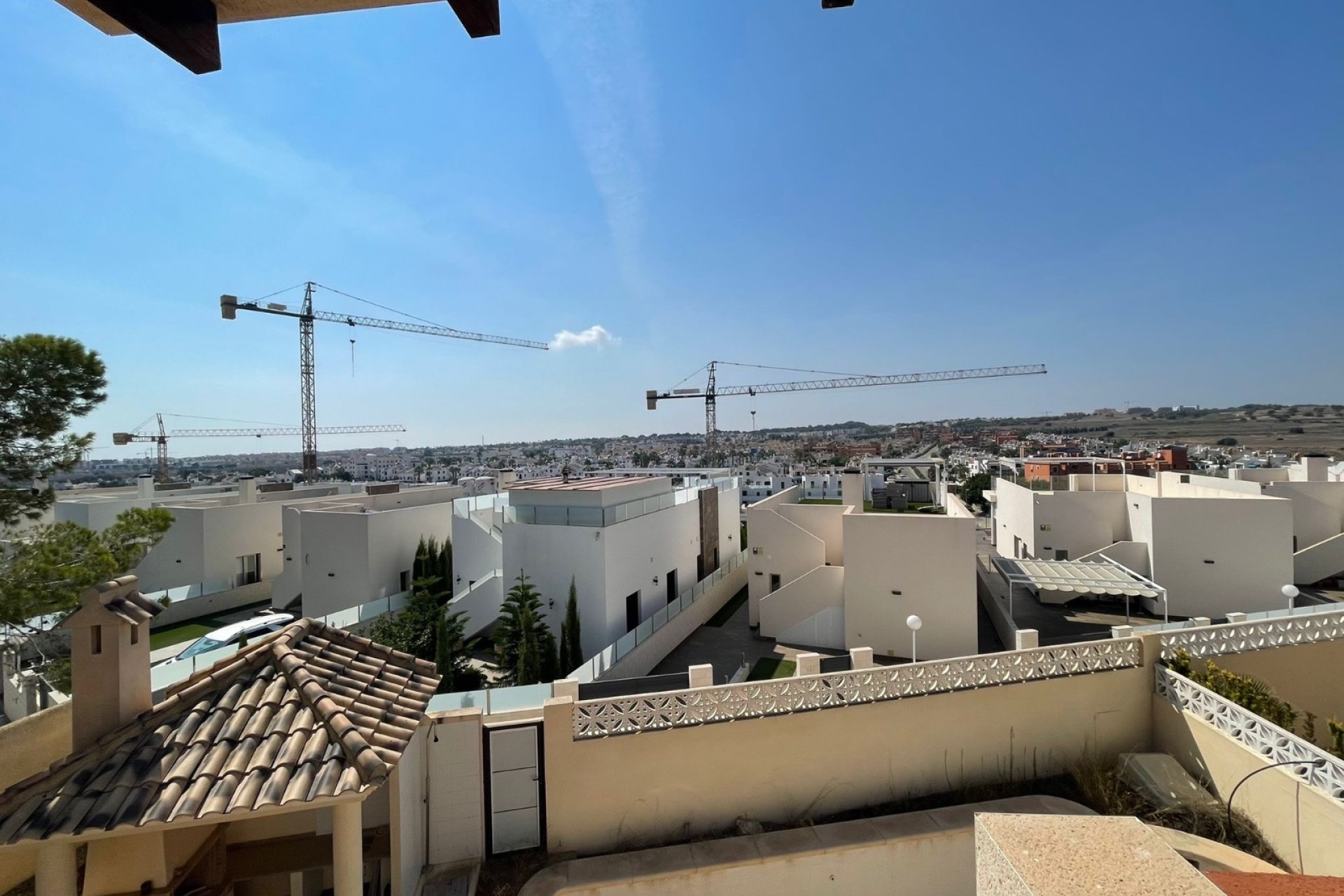 Resale - Villa - Villamartin